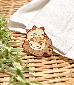 Nyanpan Cat Bread Paddle Wood Pin